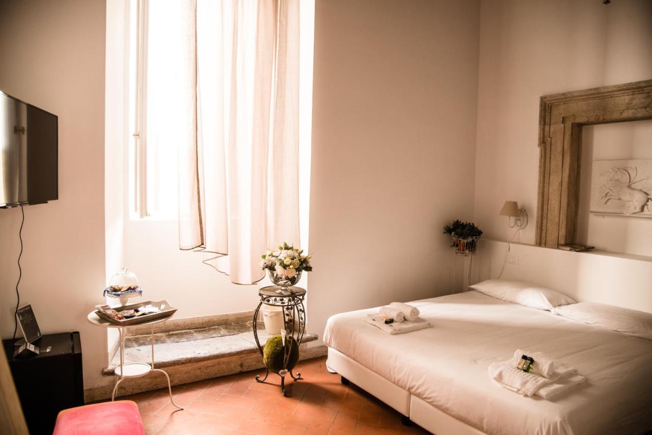 Flowers Apartments โรม ภายนอก รูปภาพ