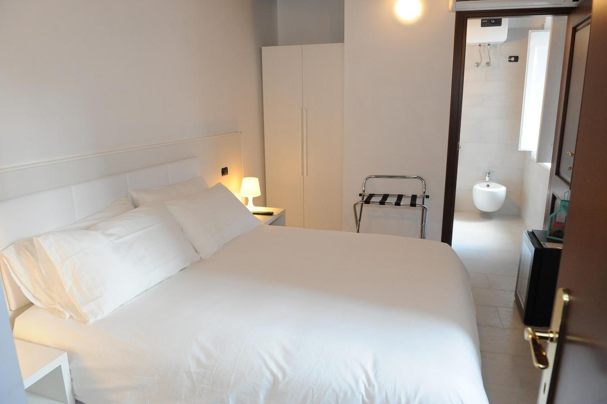 Flowers Apartments โรม ห้อง รูปภาพ
