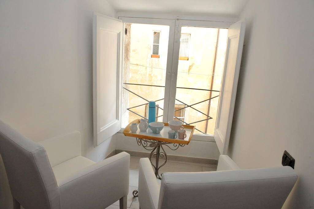 Flowers Apartments โรม ห้อง รูปภาพ